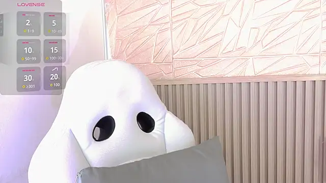 Snapshot of Gaviluc_ chatting on November 2025 10:32:02 AM Gaviluc online show from November 2025 10:32:02 AM