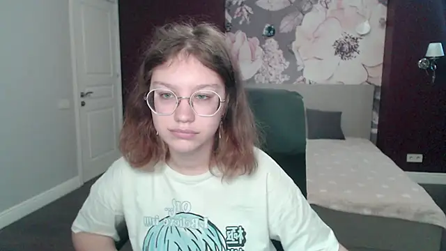 AngelinaLow online show from March 2025 09:34:01 AM