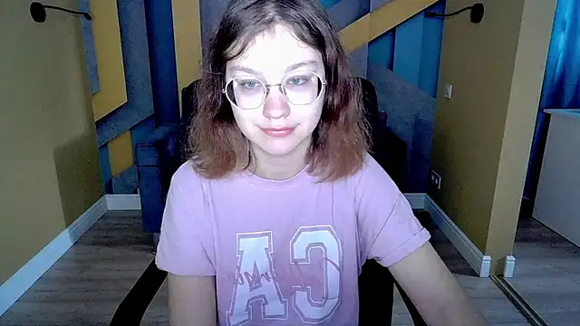 AngelinaLow online show from March 2025 06:25:02 AM