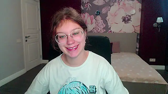 AngelinaLow online show from March 2025 12:12:01 PM