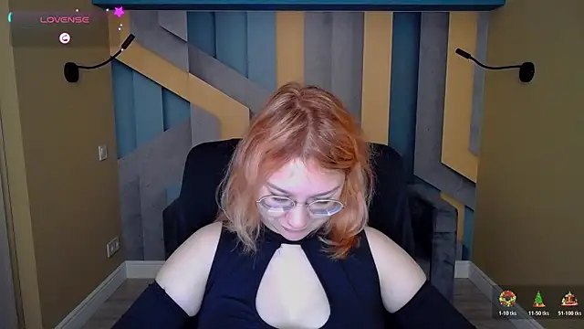 Snapshot of AngelinaLow chatting on November 2025 06:36:02 AM AngelinaLow online show from November 2025 06:36:02 AM