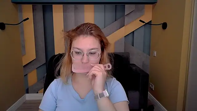 AngelinaLow online show from January 2026 05:27:02 PM