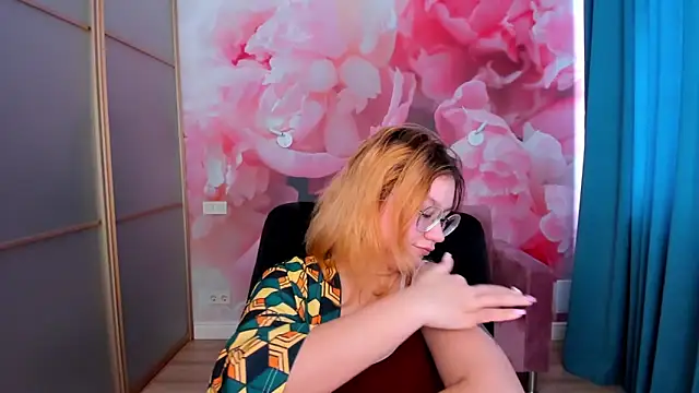 AngelinaLow online show from February 2026 12:48:02 PM