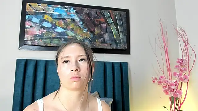 Snapshot of BeckyVidal chatting on October 2025 12:30:01 AM BeckyVidal online show from October 2025 12:30:01 AM