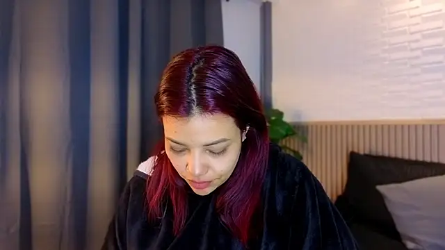 Snapshot of TiffanyWalk chatting on January 2026 11:49:02 AM TiffanyWalk online show from January 2026 11:49:02 AM