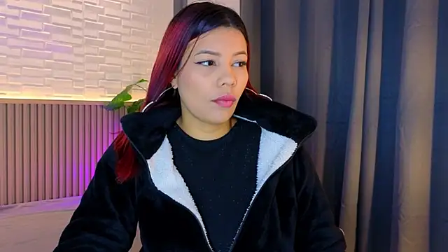 Snapshot of TiffanyWalk chatting on November 2025 10:54:01 AM TiffanyWalk online show from November 2025 10:54:01 AM