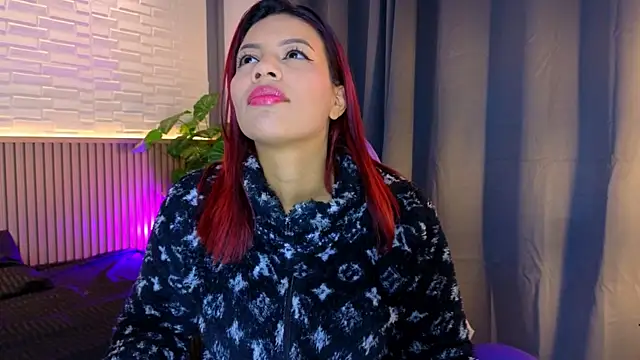 Snapshot of TiffanyWalk chatting on November 2025 10:51:02 AM TiffanyWalk online show from November 2025 10:51:02 AM