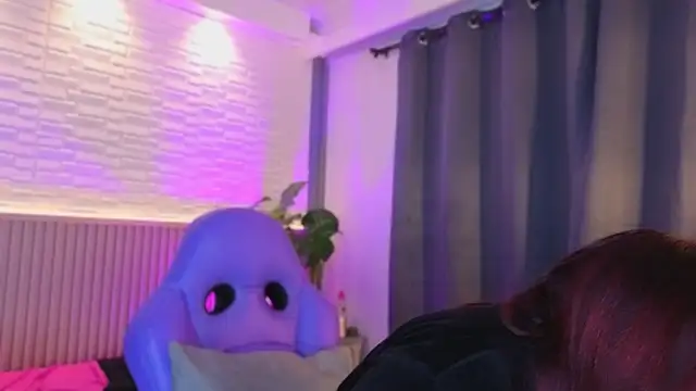 Snapshot of TiffanyWalk chatting on December 2025 11:36:01 AM TiffanyWalk online show from December 2025 11:36:01 AM