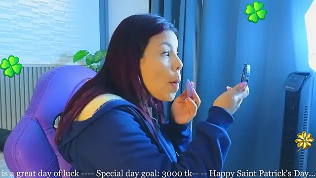 TiffanyWalk online show from March 2026 12:51:02 PM