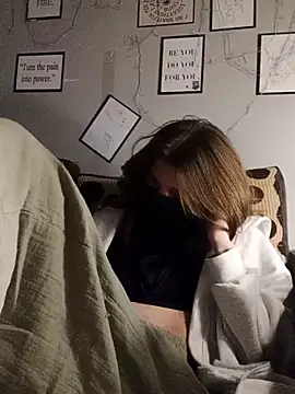 Snapshot of felimelii chatting on March 2025 11:25:01 PM felimelii online show from March 2025 11:25:01 PM