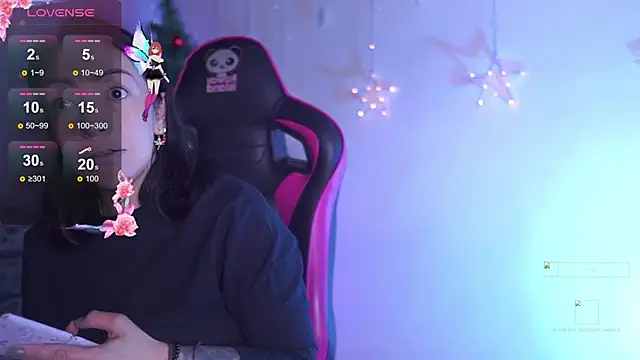 Madison Mayer online show from November 2025 01:11:02 PM