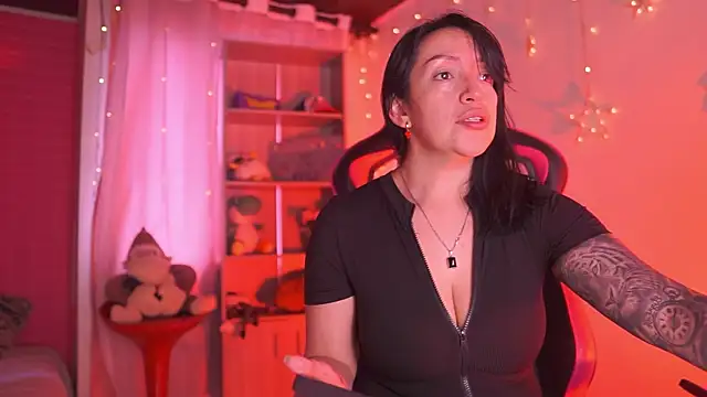 Madison Mayer online show from April 2026 12:41:02 PM