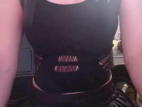 TheMostBeautifullGirl- online show from December 2025 02:32:02 PM