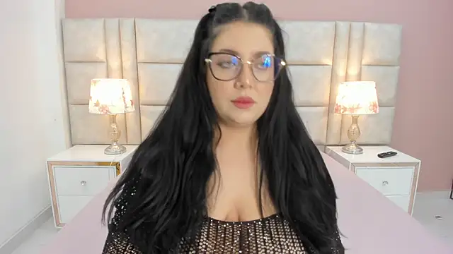 Amara Sinclair online show from March 2025 08:43:02 PM