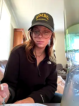 Snapshot of SpaceCowWhore chatting on October 2025 04:29:02 PM SpaceCowWhore online show from October 2025 04:29:02 PM