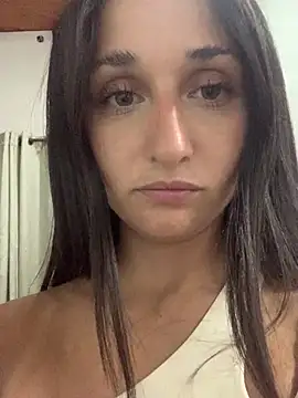 luci brecman online show from February 2026 02:12:02 AM