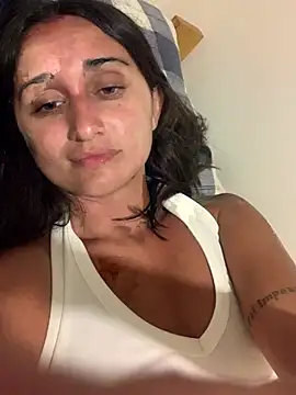 luci brecman online show from February 2026 12:09:02 AM