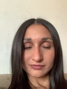 luci brecman online show from April 2026 09:40:01 PM