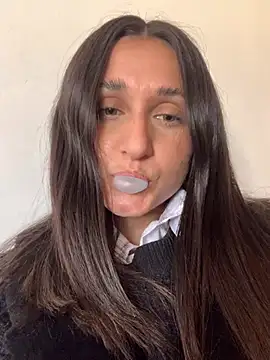 Snapshot of luci_brecman chatting on May 2026 03:21:01 PM luci brecman online show from May 2026 03:21:01 PM