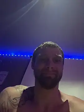 Stillhard8925 online show from November 2025 07:01:02 AM