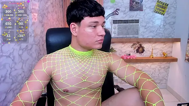 Snapshot of AndrewPeach_ chatting on October 2025 08:07:01 PM AndrewPeach online show from October 2025 08:07:01 PM