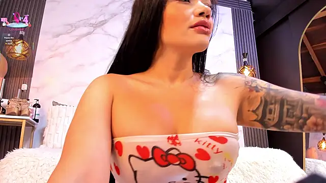 palomabela online show from November 2025 08:41:02 PM