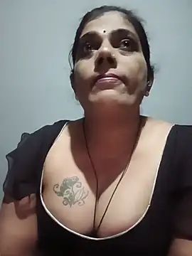 kissmetha online show from July 2026 02:06:01 PM