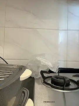 aa520uv online show from April 2026 02:18:01 AM