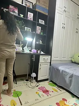 aa520uv online show from April 2026 02:02:02 AM