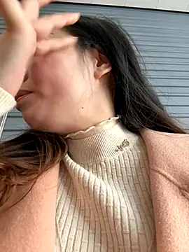 Snapshot of aa520uv chatting on November 2025 04:27:01 AM aa520uv online show from November 2025 04:27:01 AM