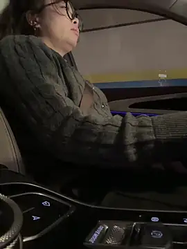 aa520uv online show from February 2026 07:19:02 AM