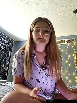 eyesthatsparkle22 online show from September 2025 04:49:02 PM