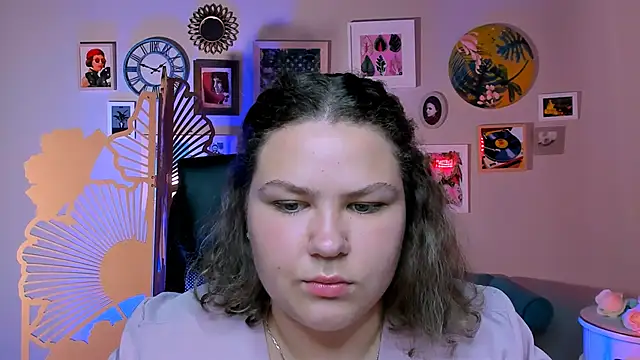 FlorenceAnderson online show from September 2025 09:16:02 AM