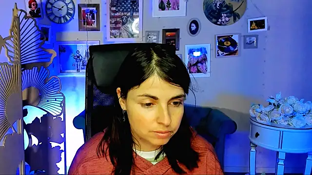 Snapshot of FlorenceAnderson chatting on February 2026 06:24:02 AM FlorenceAnderson online show from February 2026 06:24:02 AM