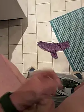 wassermann8484 online show from April 2026 06:14:01 PM