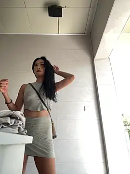 Snapshot of linger-23 chatting on September 2025 06:31:01 AM linger-23 online show from September 2025 06:31:01 AM