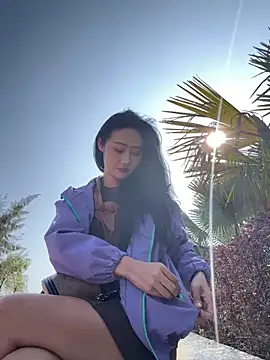 Snapshot of linger-23 chatting on December 2025 06:12:02 AM linger-23 online show from December 2025 06:12:02 AM