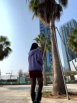 linger-23 online show from January 2026 06:06:02 AM