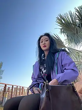 linger-23 online show from January 2026 06:17:01 AM