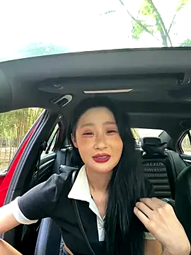 Snapshot of linger-23 chatting on October 2025 07:32:01 AM linger-23 online show from October 2025 07:32:01 AM