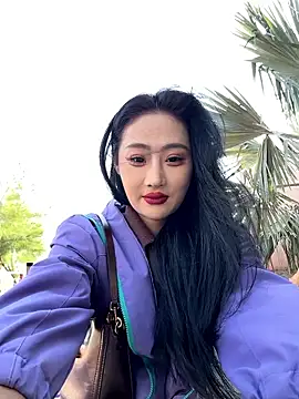 linger-23 online show from January 2026 06:31:02 AM