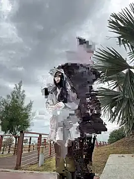 linger-23 online show from January 2026 06:42:02 AM