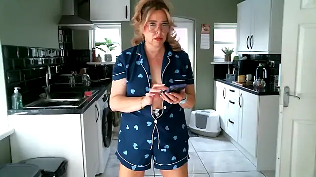 MissHoneyPenny online show from July 2026 08:47:01 AM