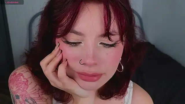 Snapshot of Forget__Me__Nots chatting on September 2025 05:19:02 PM Forget Me Nots online show from September 2025 05:19:02 PM