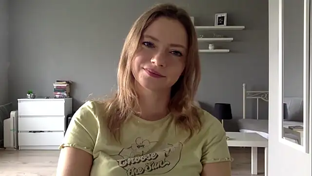 MillieShow online show from October 2025 02:07:02 PM