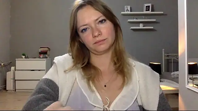 MillieShow online show from September 2025 08:42:02 PM