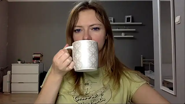 MillieShow online show from November 2025 10:36:02 PM