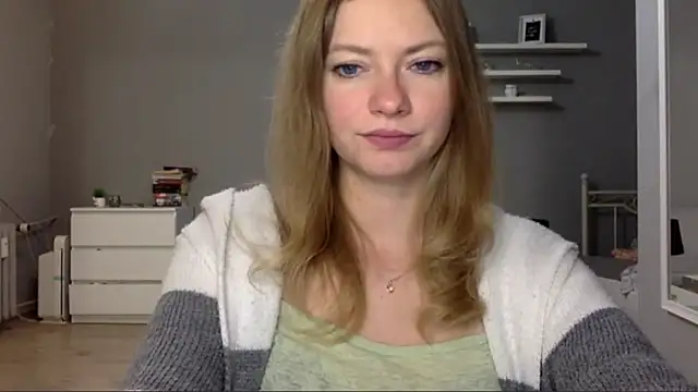 MillieShow online show from November 2025 10:46:02 PM