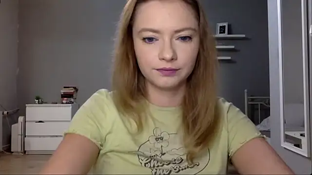 MillieShow online show from October 2025 08:42:01 PM
