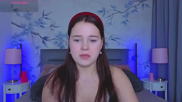 Snapshot of Cute_kitty- chatting on September 2025 08:59:01 PM Cute kitty- online show from September 2025 08:59:01 PM